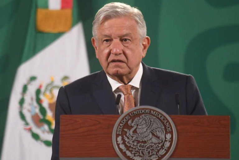 AMLO presenta su nueva reforma electoral; apuesta por menos consejeros en el INE