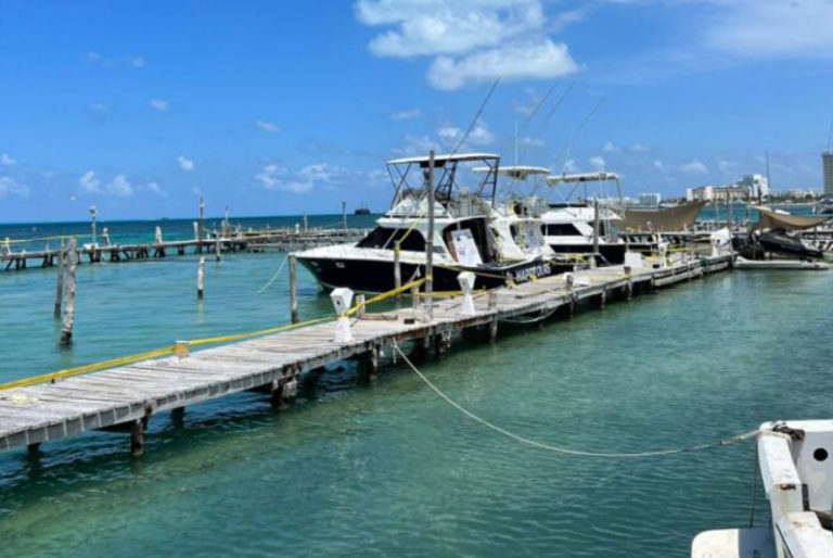 Asegura Fiscalía tres embarcaciones, operaban pese a la clausura del muelle en Cancún