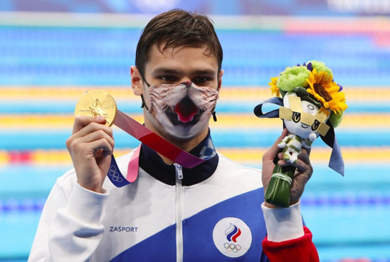 FINA suspende a campeón olímpico de natación ruso por su apoyo a la invasión en Ucrania