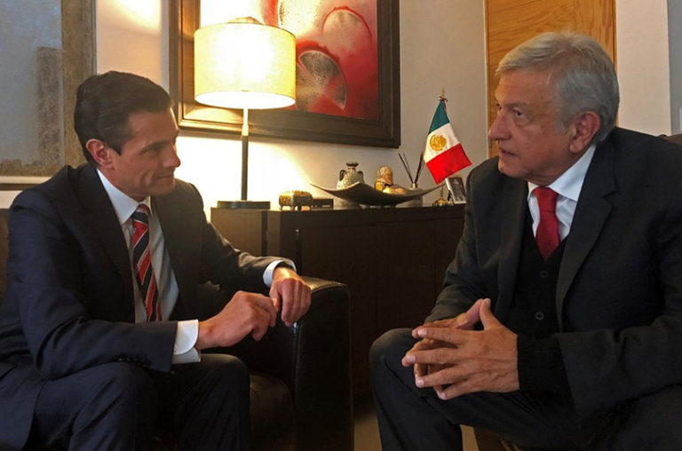 AMLO expresa respeto a Peña Nieto por no intervenir en elección presidencial de 2018