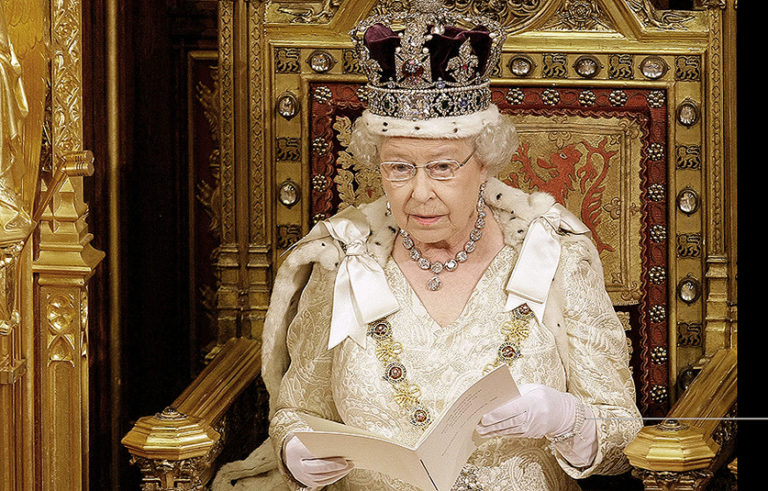 Reina Isabel II celebra su cumpleaños 96
