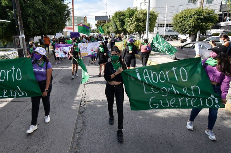 Guerrero discute en pleno la despenalización del aborto