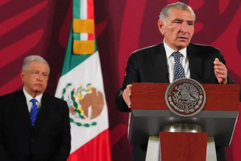 Gobierno de AMLO niega decreto para obligar a usar el AIFA