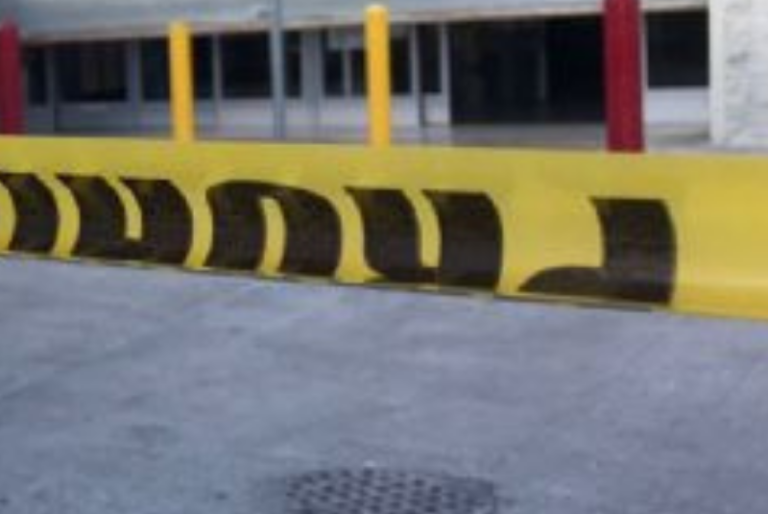 Asesinan a un hombre durante presunto asalto en un Six de Cancún