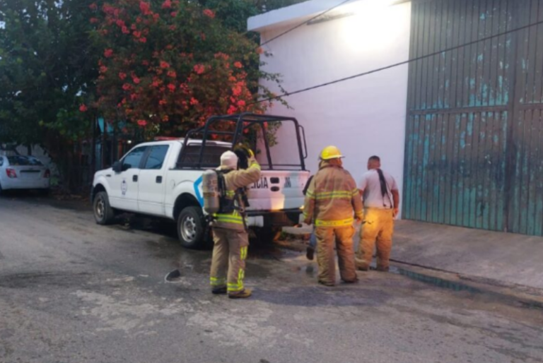 Detiene a hermano de exfuncionario mientras incendiaba automóviles de la Fiscalía en Chetumal