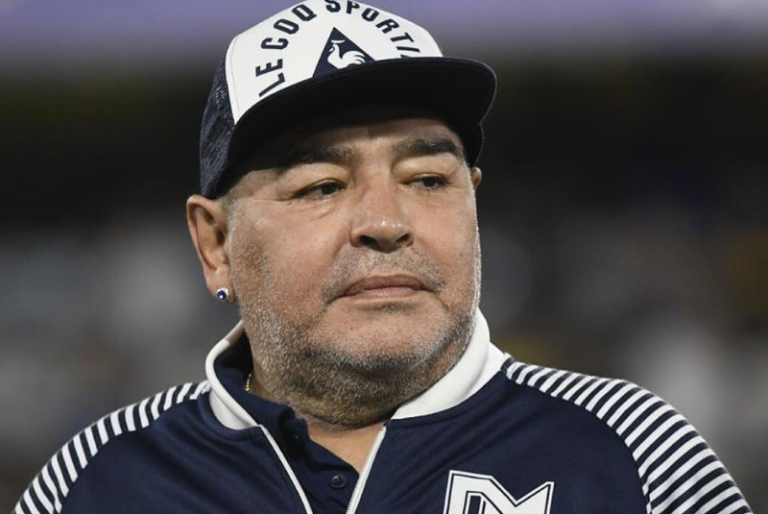 Médicos de Diego Maradona, a juicio acusados de ‘homicidio simple’