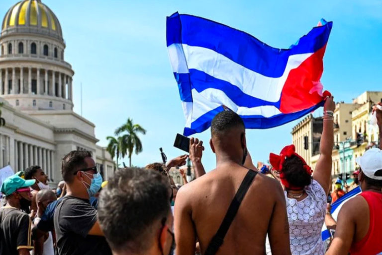 Cuba condena a penas de cárcel a 297 manifestantes del 11 de julio de 2021