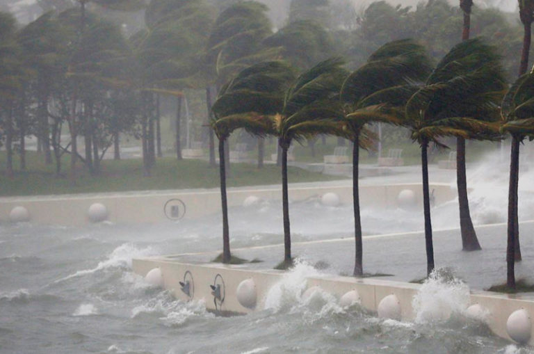 Tormenta Tropical ‘Bonnie’ mantiene distancia aún de costas mexicanas; Península presentará lluvias intensas