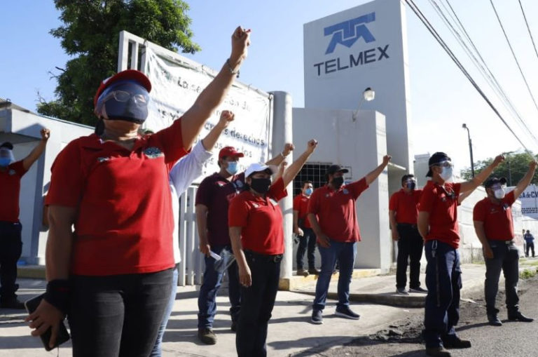 ¿Qué reclaman los trabajadores de Telmex en Yucatán? 