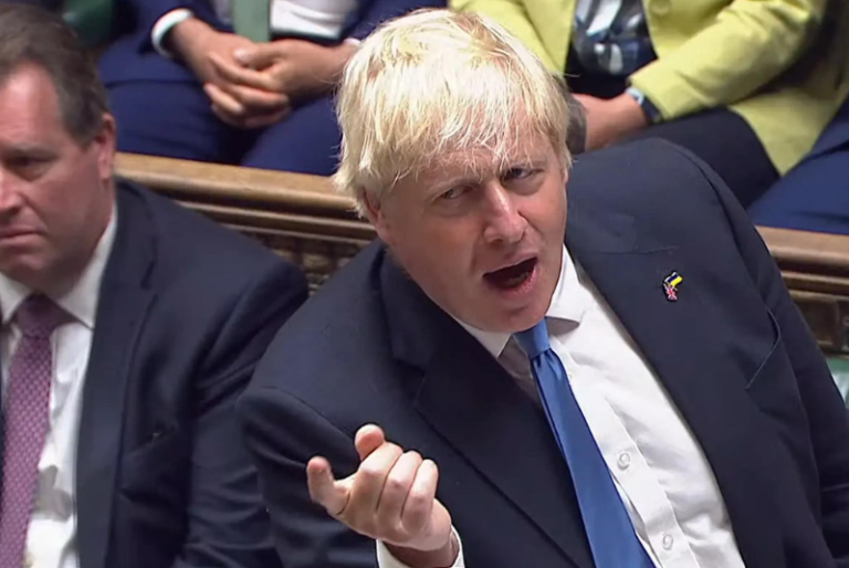 “Hasta la vista baby”: Así se despidió Boris Johnson del Parlamento Británico