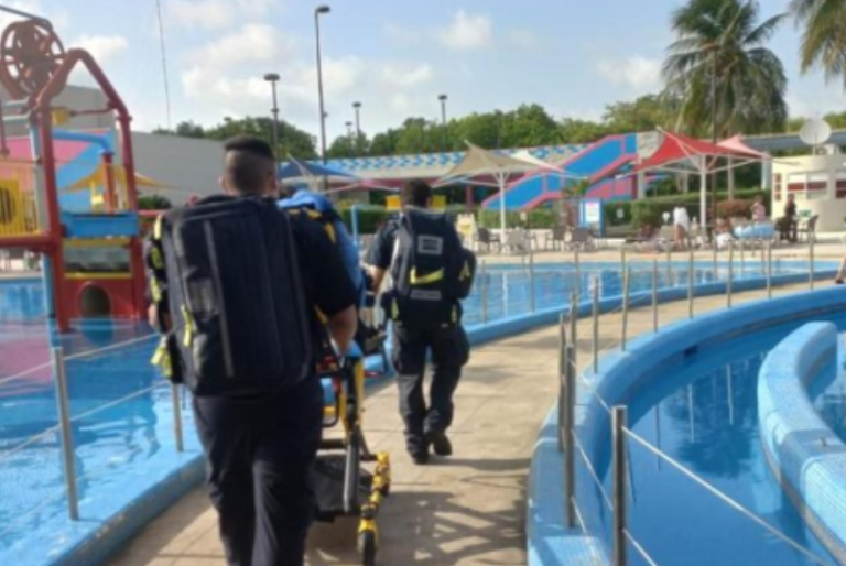 Niño se electrocuta en alberca en Ventura Park de Cancún