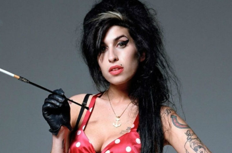 Lanzarán biopic de la famosa cantante Amy Winehouse