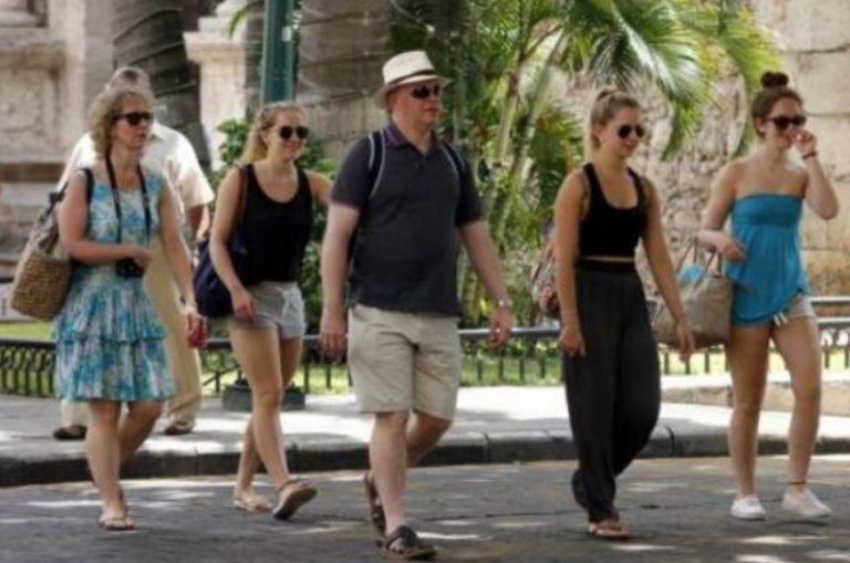 Estiman derrama de más de 3 mil 600 millones de pesos durante las vacaciones de Verano en Yucatán