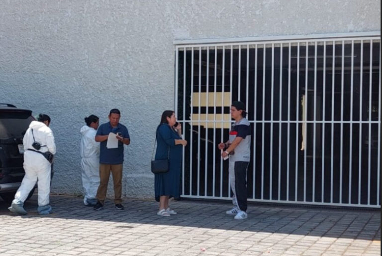 Detienen a dos empleados por robo en TV Azteca Cancún