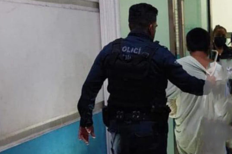 Hombre acusado de abuso sexual intenta escapar del Hospital General de Cancún