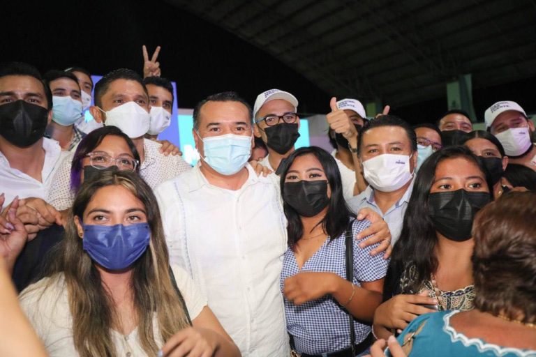 Renán Barrera, alcalde de Mérida, reafirma su cercanía con las y los ciudadanos