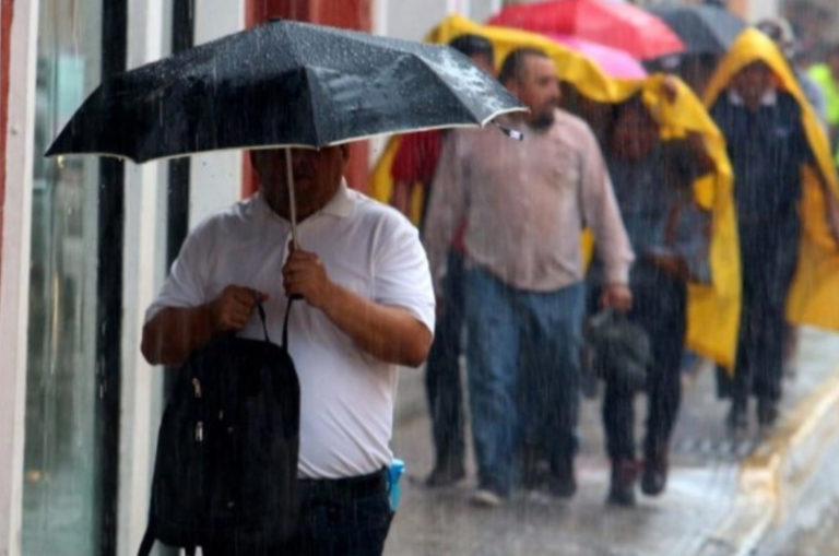 Lluvias intensas continuarán por la tarde de este viernes