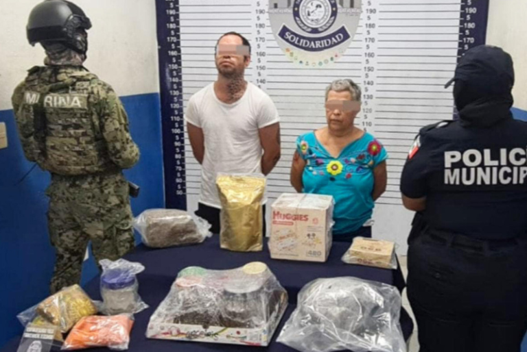 Aseguran a abuelita con droga en Playa del Carmen