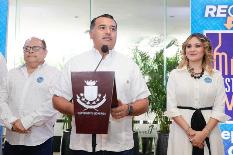 Renán Barrera, alcalde de Mérida,  inaugura la quinta edición del Restaurant Week